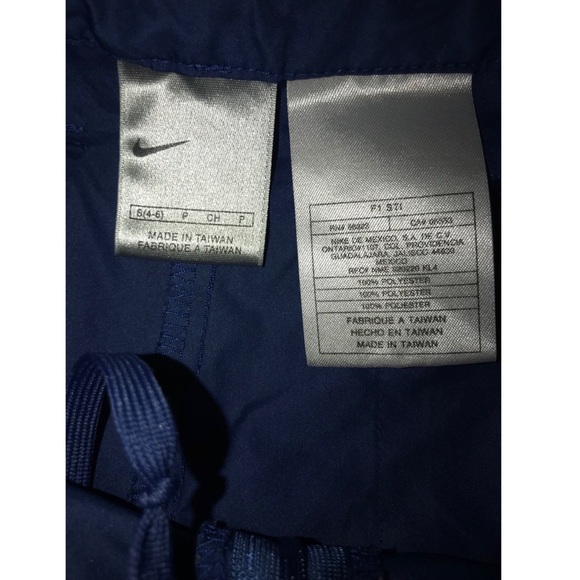 Nike women’s pants size small drawstring waist - Picture 4 of 8